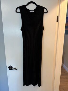 Blakely Sleeveless Ribbed Maxi Dress - Black